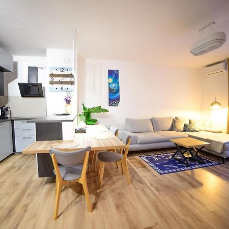 Apartamenty Via Marina Vratislav Exteriér fotografie